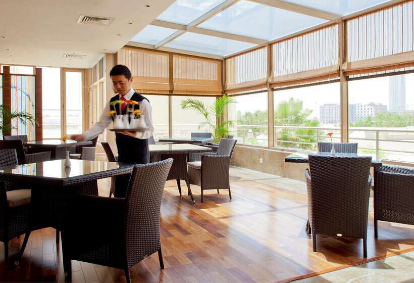 هتل Park Inn By Radisson Al Khobar