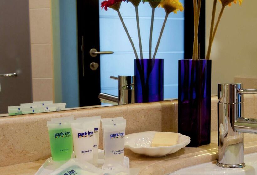 هتل Park Inn By Radisson Al Khobar