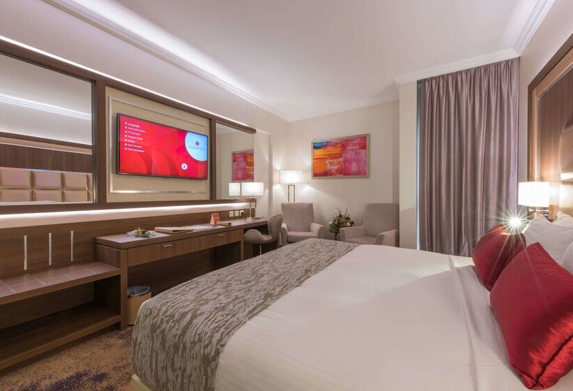 Hotel Ramada By Wyndham Continental Jeddah