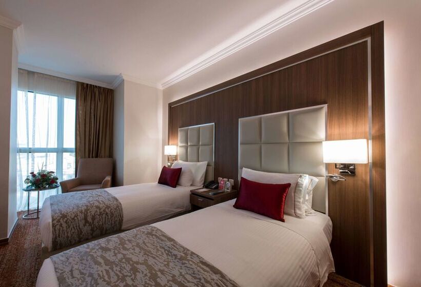 هتل Ramada By Wyndham Continental Jeddah