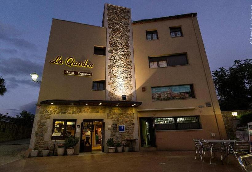 هتل Restaurante La Quadra
