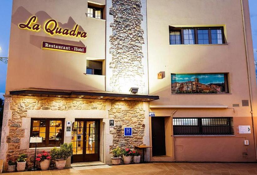 هتل Restaurante La Quadra