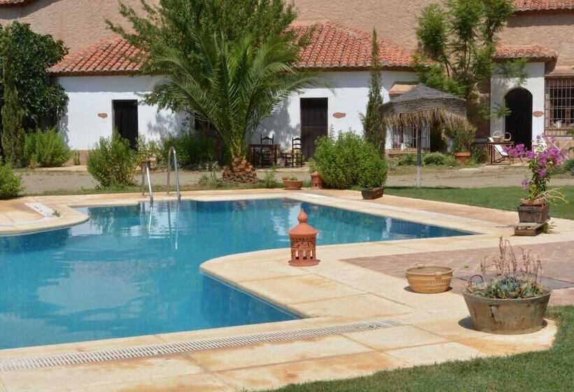 Hotel Rural Cuevas Almagruz