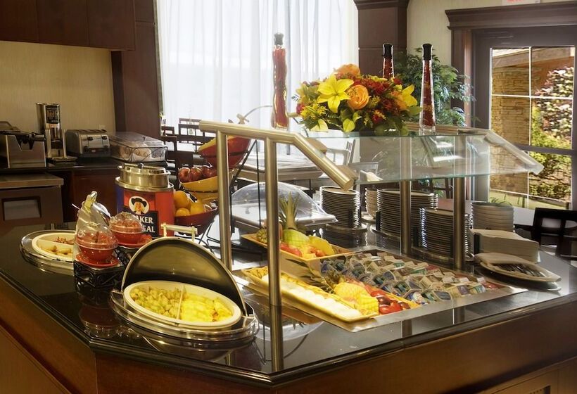 هتل Staybridge Suites Oakville Burlington, An Ihg