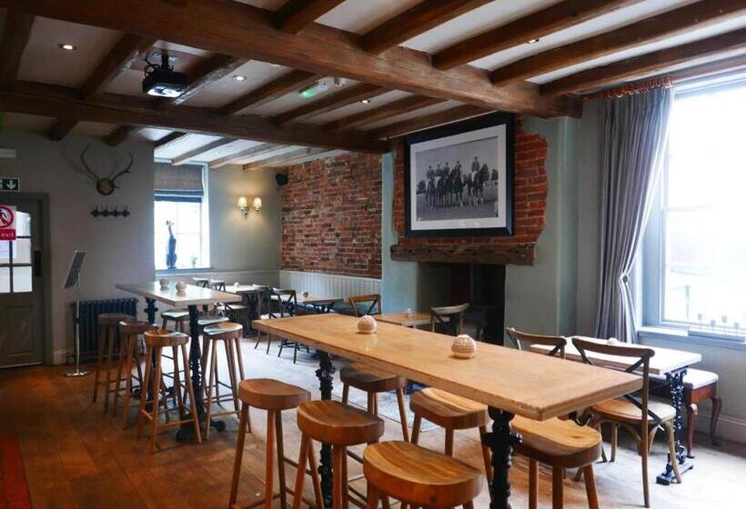 בית מלון כפרי The Boot Inn