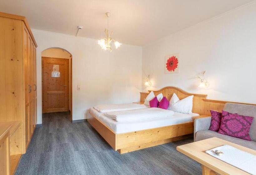 Wander  Und Familienhotel Erika