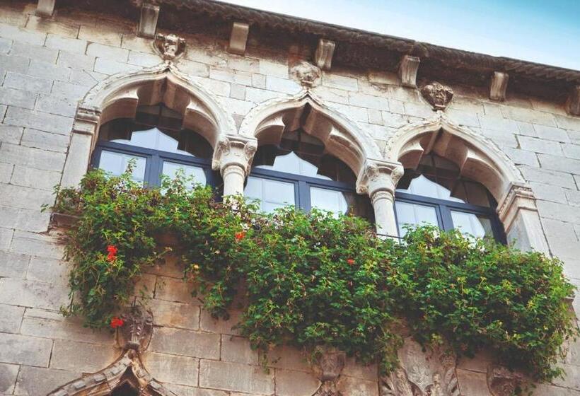 پانسیون Apartments And Rooms With Parking Space Porec   6917