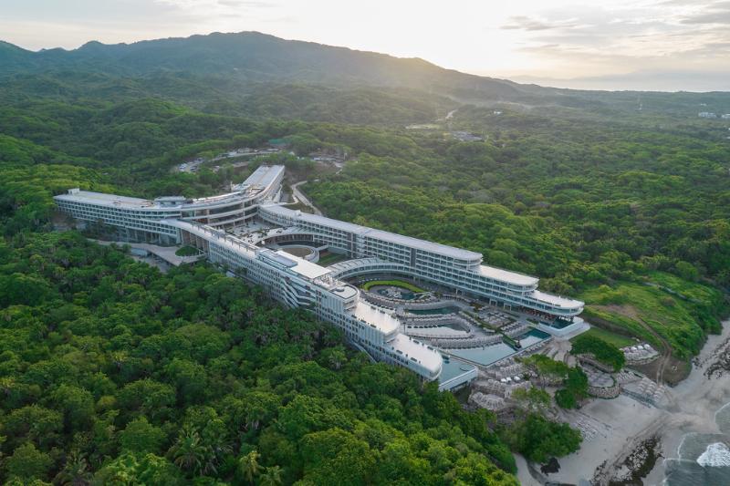 استراحتگاه Secrets Bahia Mita Surf And Spa   All Inclusive   Adults Only
