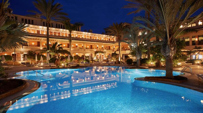 استراحتگاه Secrets Bahia Mita Surf And Spa   All Inclusive   Adults Only
