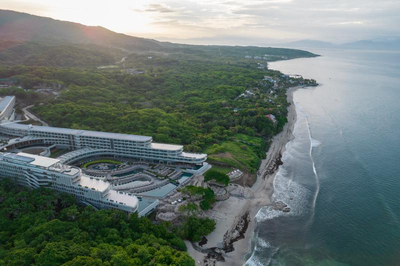 استراحتگاه Secrets Bahia Mita Surf And Spa   All Inclusive   Adults Only