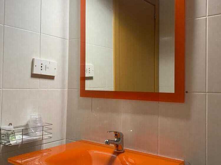 Hostal Monasterio De Rueda