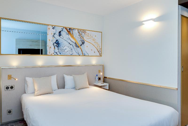 Brit Hotel Orléans St Jean De Braye   L Antarès