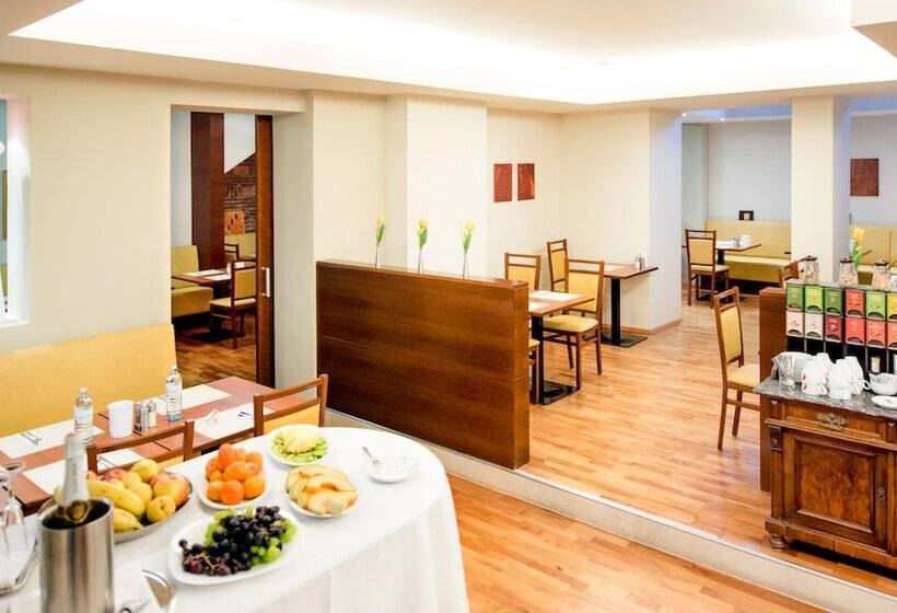 ホテル Der Kaiserhof Ried