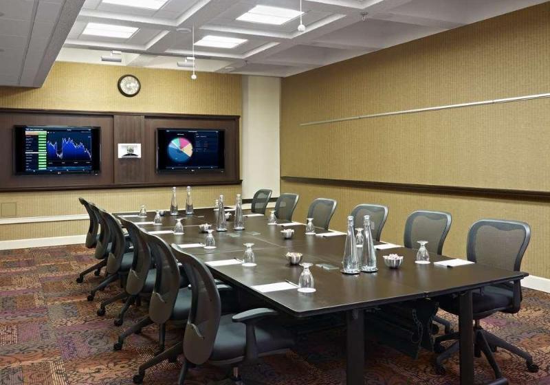 Wyndham Edmonton Hotel And Conference Centre