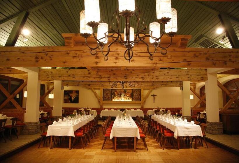 Отель Gasthof Zum Kirchenwirt
