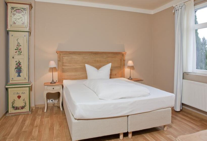 Gut Sarnow   Hotel Und Restaurant