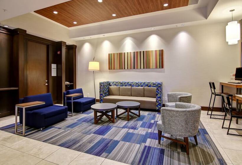 Hotel Holiday Inn Express  & Suites Toronto  Markham