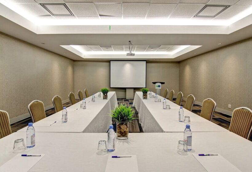 Holiday Inn Express Hotel & Suites Toronto   Markham, An Ihg