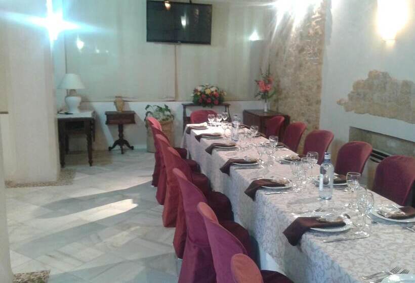 هتل Hospedería Del Monasterio