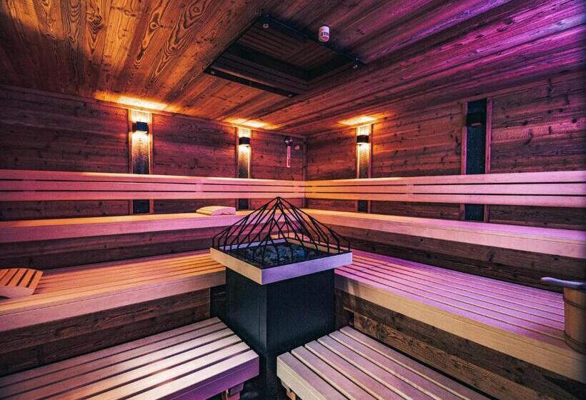 בית מלון כפרי Kristall   Adults Only