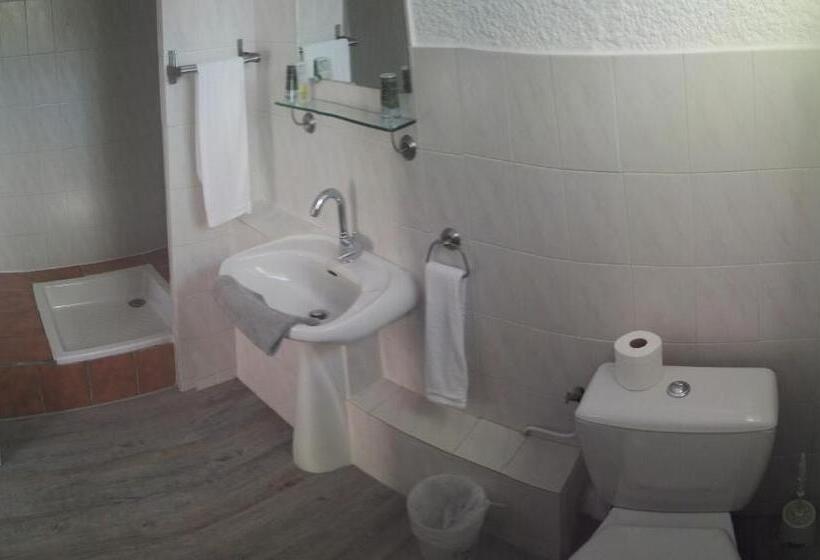 Отель La Reserve