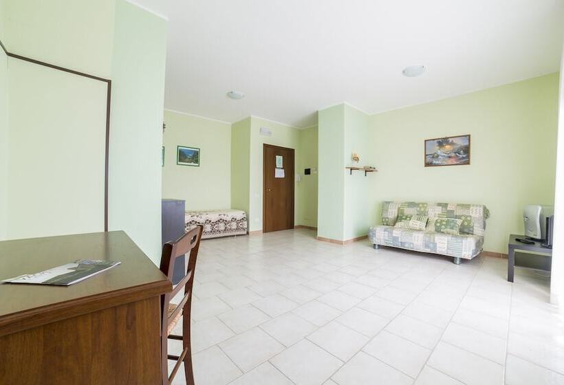 Отель Locanda Del Vecchio Borgo