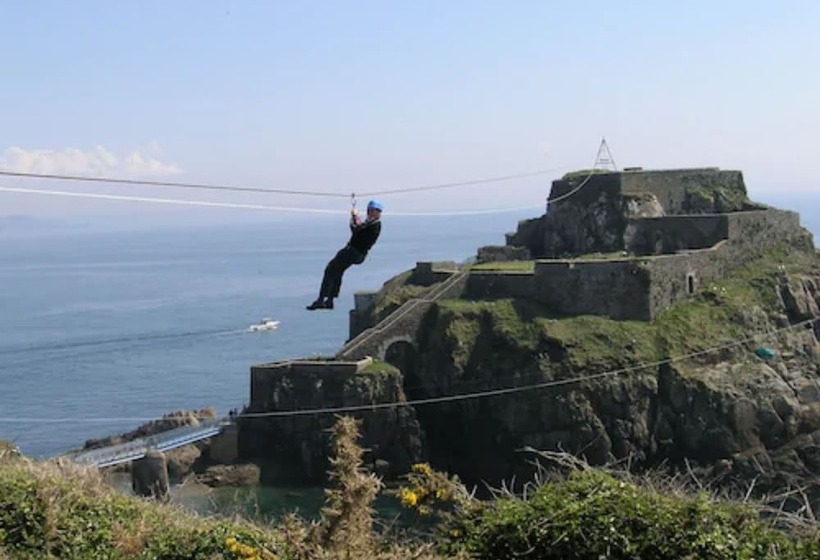 ホテル Logis Hôtel Vent D Iroise