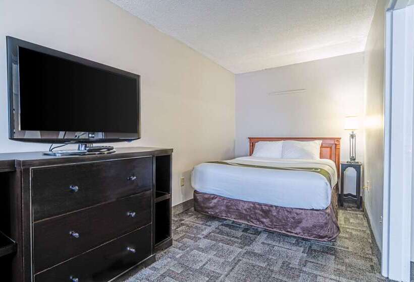 هتل Quality Inn Halifax Airport