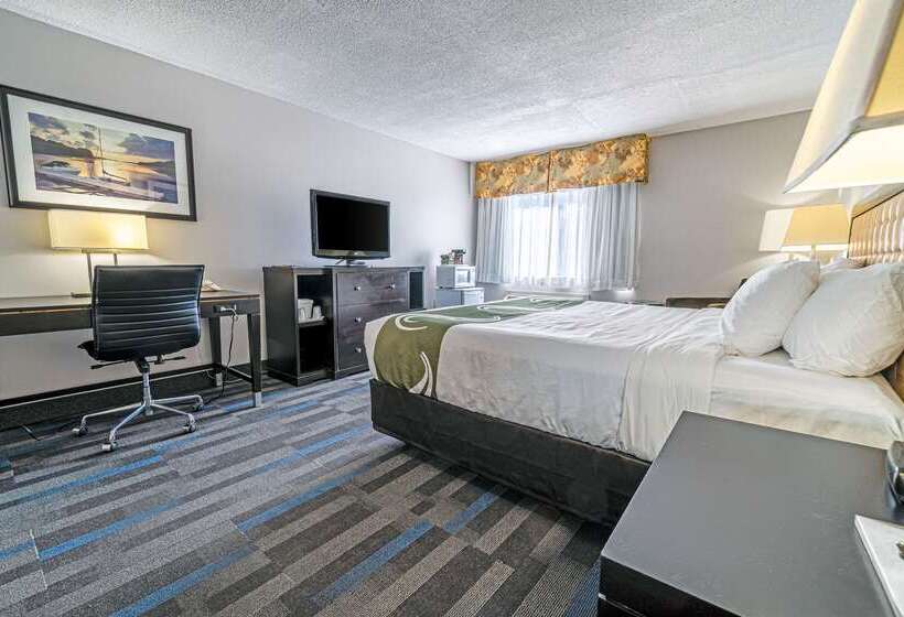 فندق Quality Inn Halifax Airport