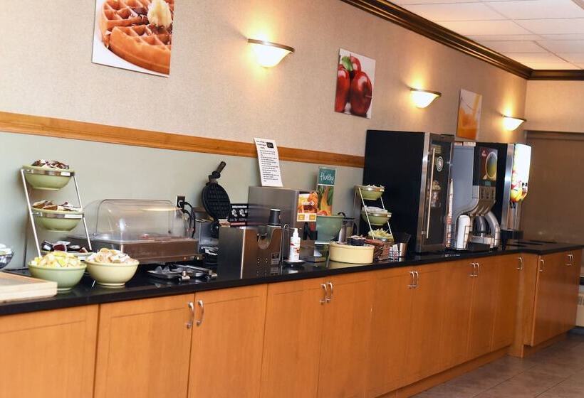 호텔 Quality Inn Halifax Airport