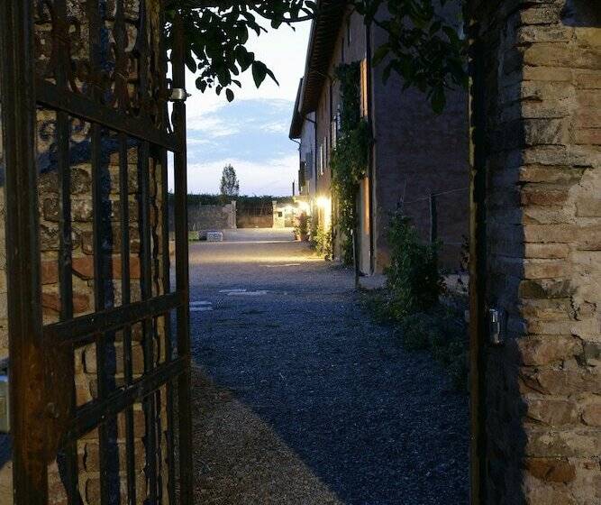 בית מלון כפרי Relais Corte Guastalla Apartments