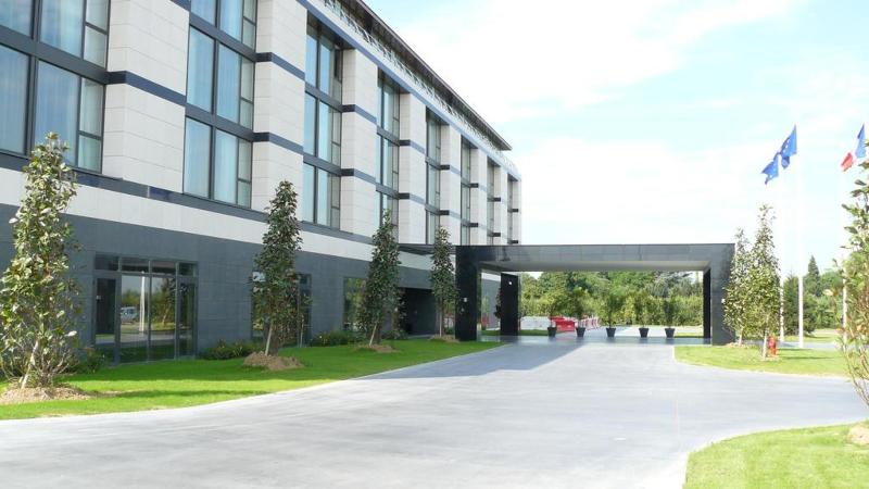 هتل Residhome Suites Paris Sénart