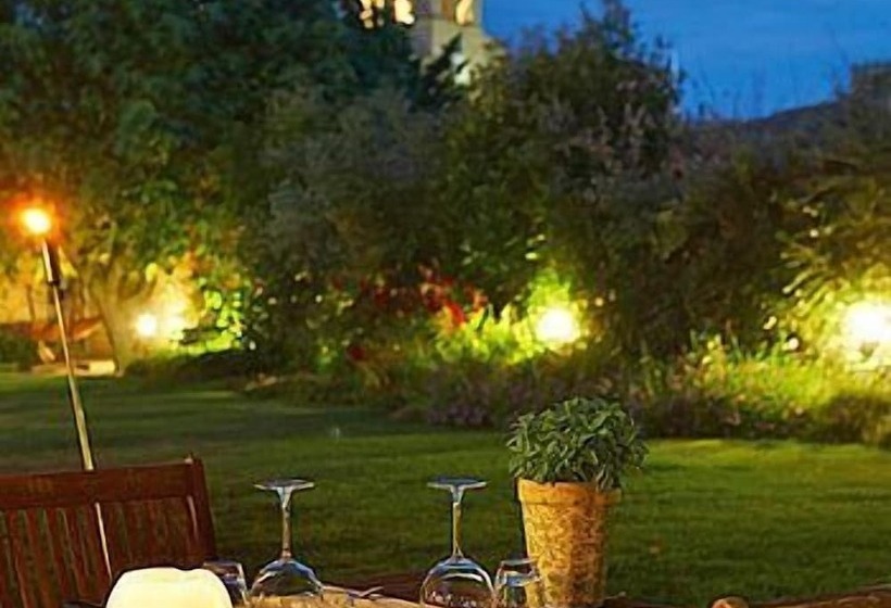 هتل روستایی El Racó De Madremanya   Adults Only