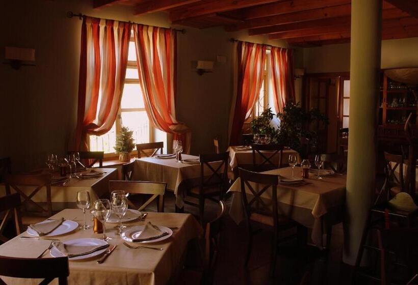 Сельский отель Las Fontaninas