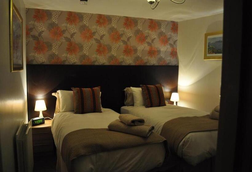 فندق The Black Bull Inn