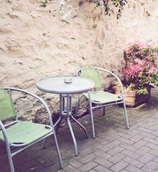فندق The Black Bull Inn