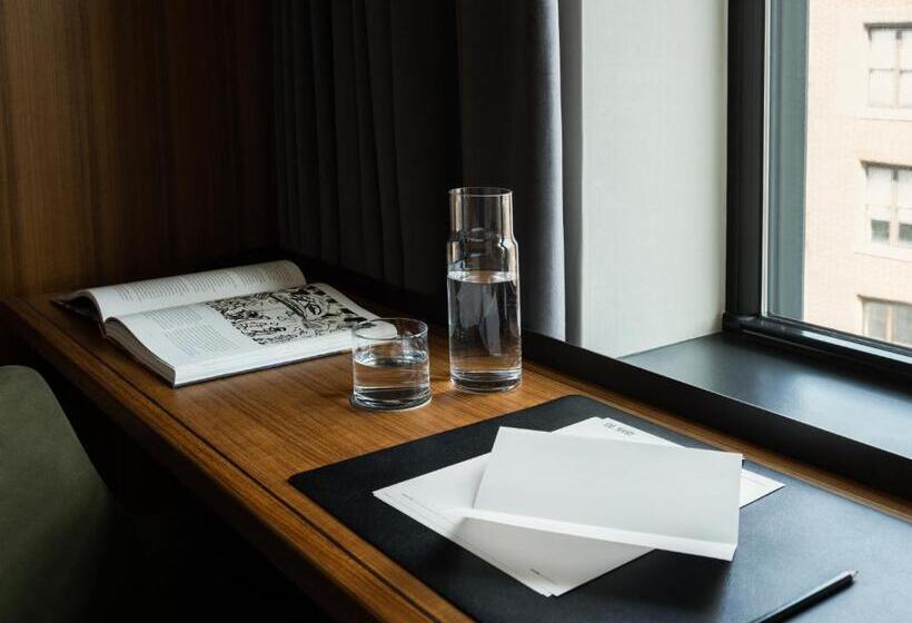 Fotos del hotel The Moore:  4 Fotos del hotel The Moore:  4