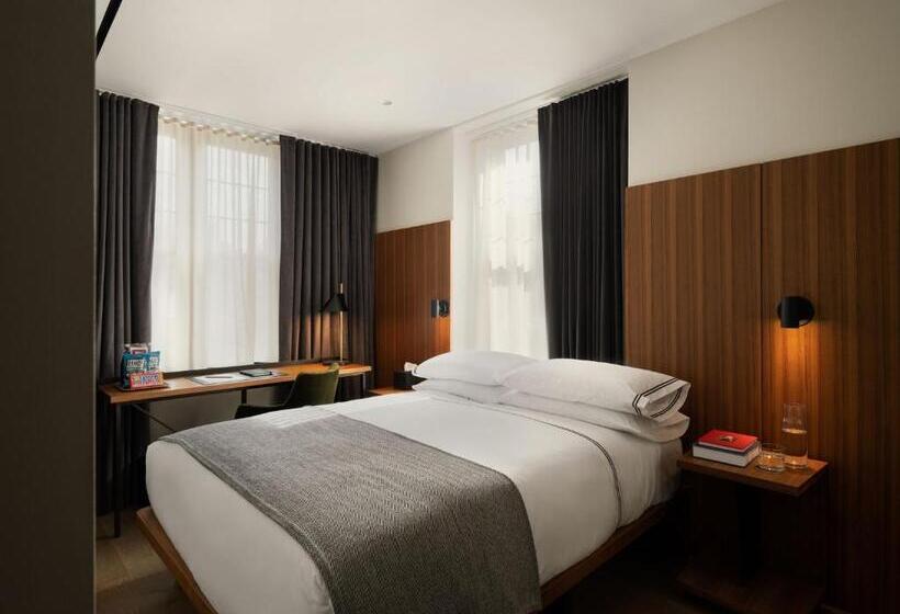 Fotos del hotel The Moore:  3 Fotos del hotel The Moore:  3