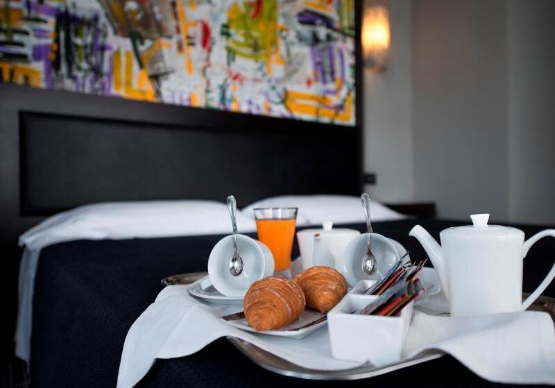 Fotos del hotel Twentyone:  3