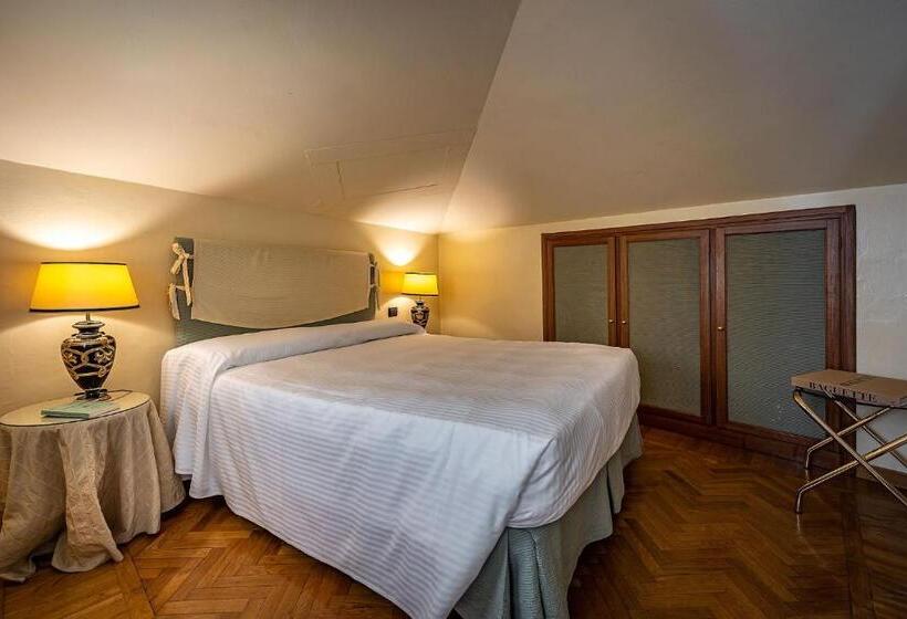 Palazzo Gamba Apartments Al Duomo