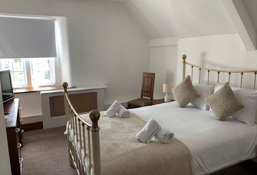 The Bull Hotel