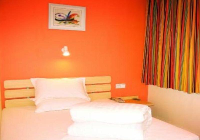 هتل 7 Days Inn