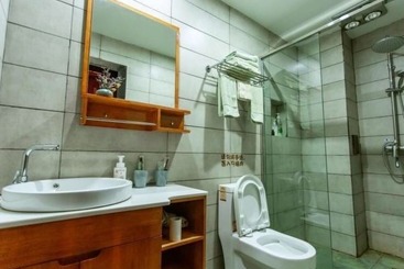 هتل Asha's Inn