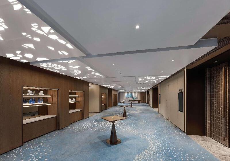 호텔 Doubletree By Hilton Qidong, China