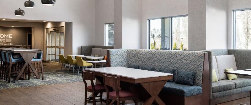 فندق Hampton Inn Redmond Bend Airport, Or