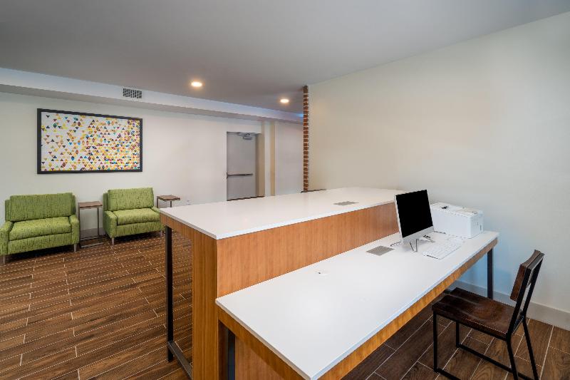 فندق Holiday Inn Express & Suites   Dahlonega   University Area, An Ihg