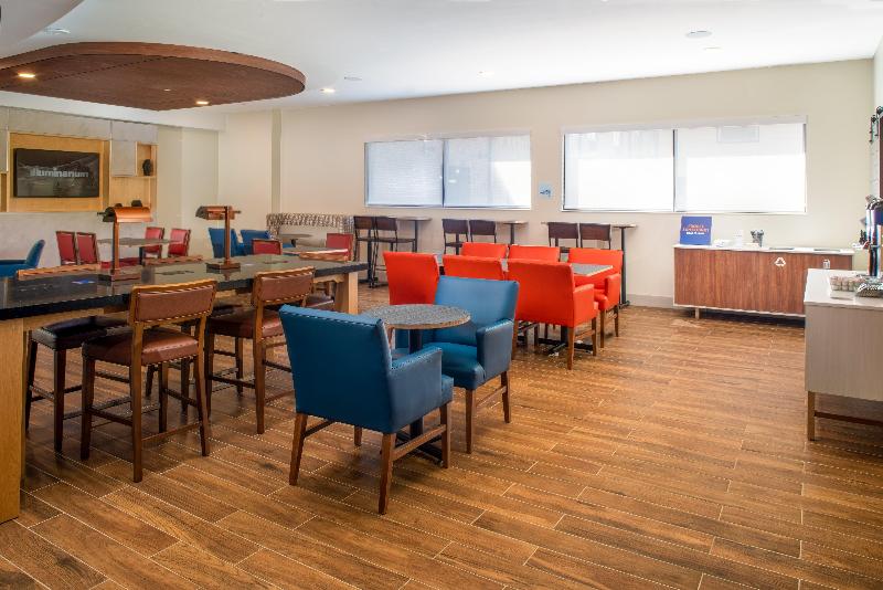 فندق Holiday Inn Express & Suites   Dahlonega   University Area, An Ihg