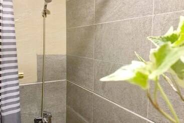 هتل Hsr B&b
