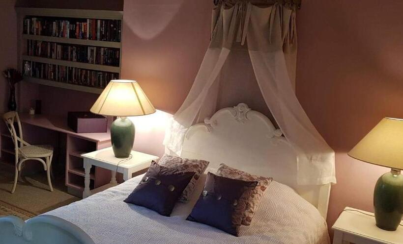 ベッドアンドブレックファースト Le Belvédère   Chambres D Hôtes De Charme Et Restaurant
