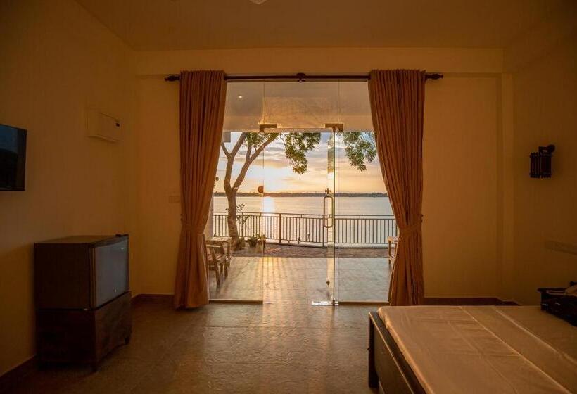 تختخواب و صبحانه Olu Villa Resort